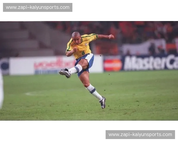 巅峰之上的红蓝交响：当意式“重炮”遇见巴西“桑巴”