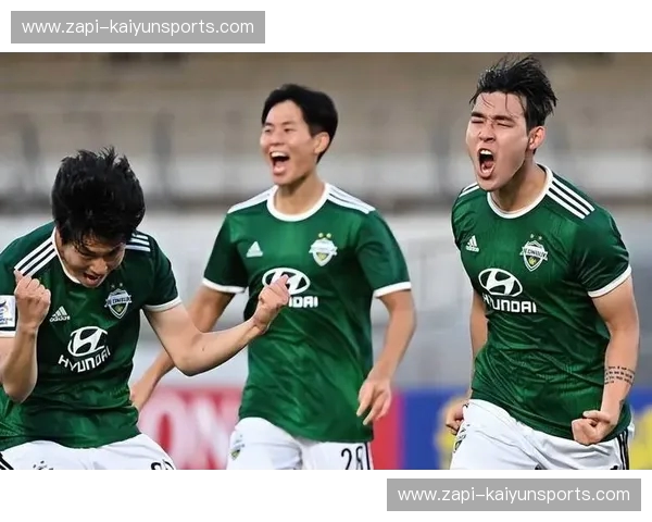 全北现代vs大邱：绿茵场上的荣耀之战，谁能问鼎K联赛巅峰？